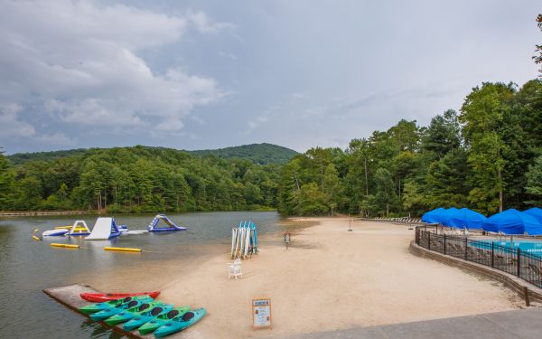 Beach Club & Pool callout