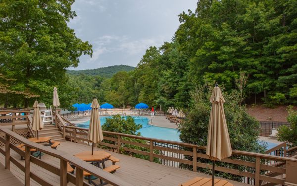 Resort & Pool callout