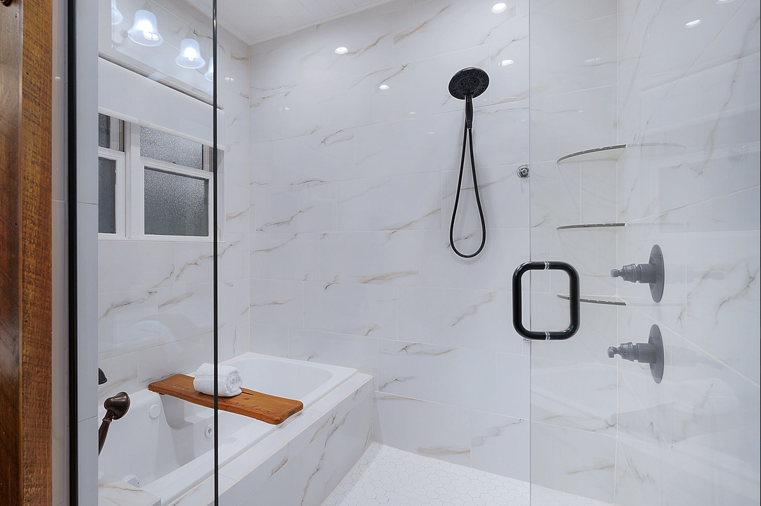 Luxury Shower and Bath