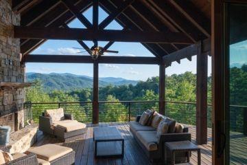Hot Tub on Deck Overlooking Blue Ridge Mountains