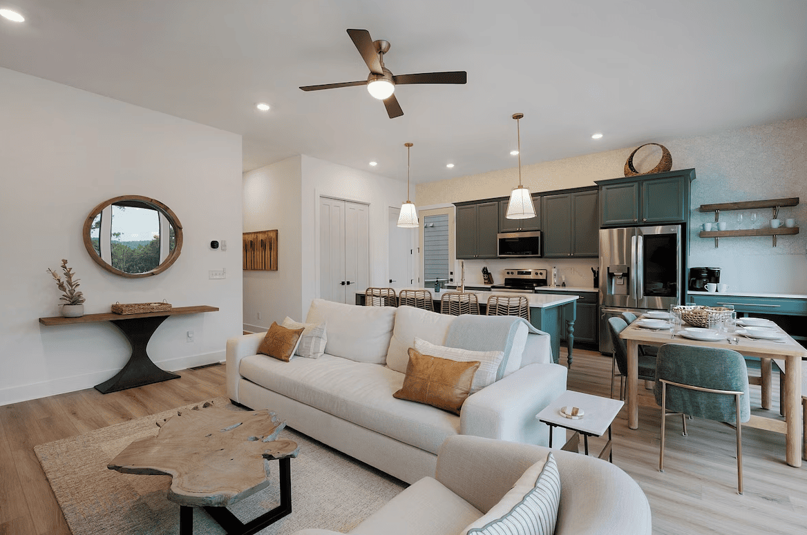 Lake Arrowhead Rental Living Room